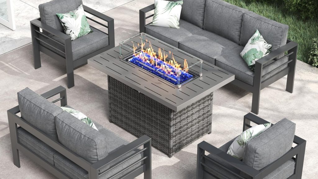 %Focus keyword% Fire pit table furniture
