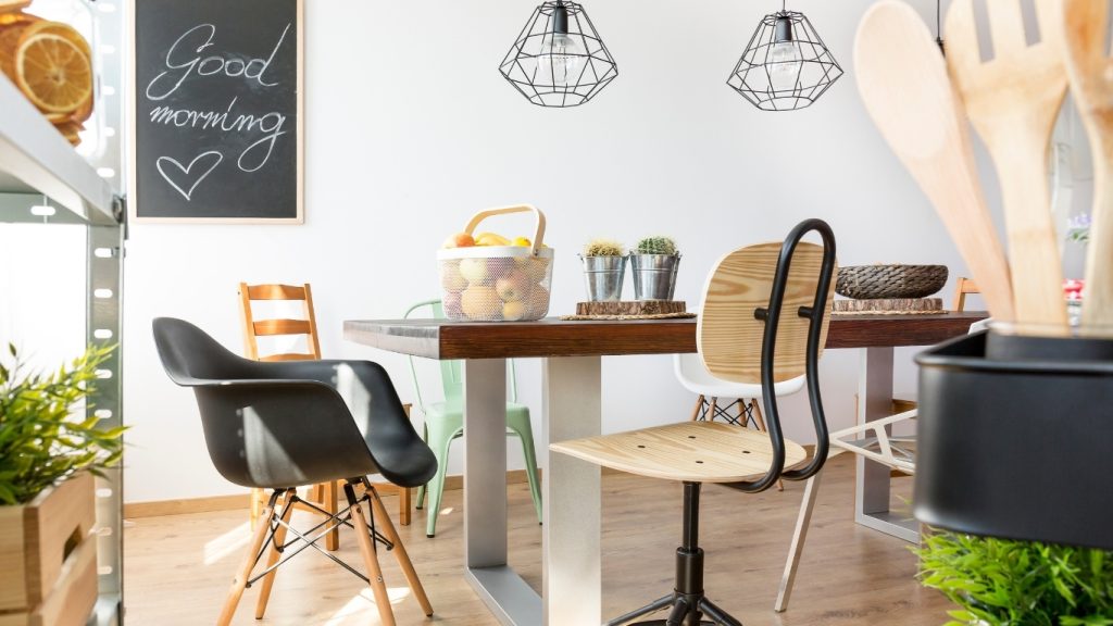 %Focus keyword% Kitchen chairs with casters