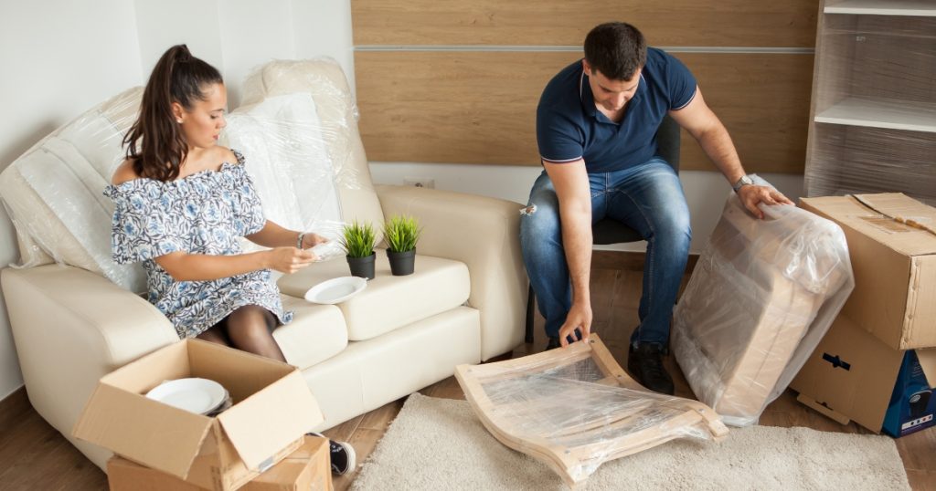 %Focus keyword% how to disassemble furniture for a move