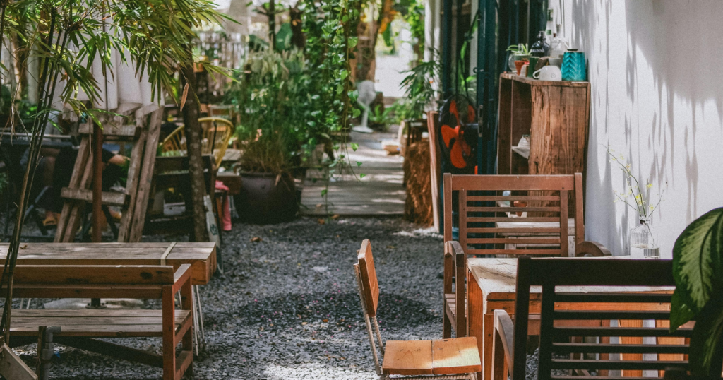 %Focus keyword% patio furniture outdoor sets