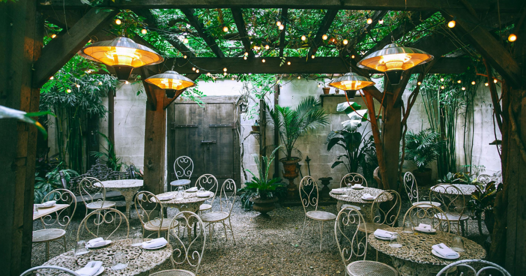 %Focus keyword% patio furniture outdoor sets