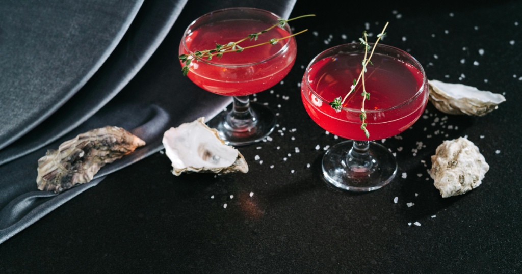 syndicated bar theater kitchen