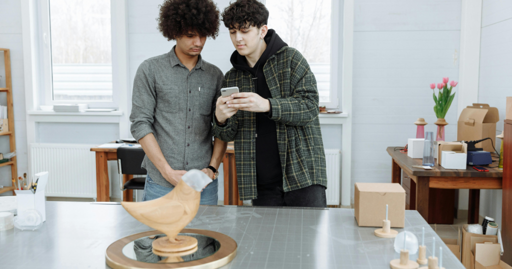 what do interior designers do